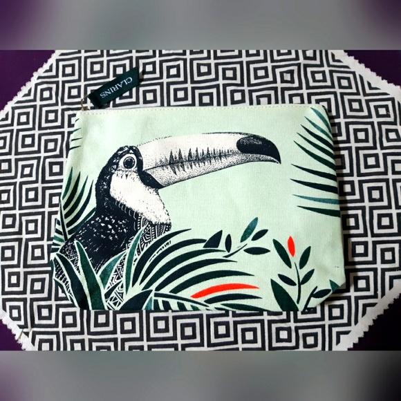 CLARINS cosmetics or make up storage bag [BRAND NEW] - Picture 3 of 12